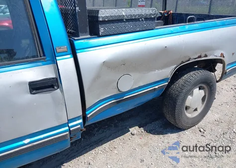 1991 Chevrolet Gmt-400 K1500 из США, поврежденный, VIN 1GCEK14K8ME112474